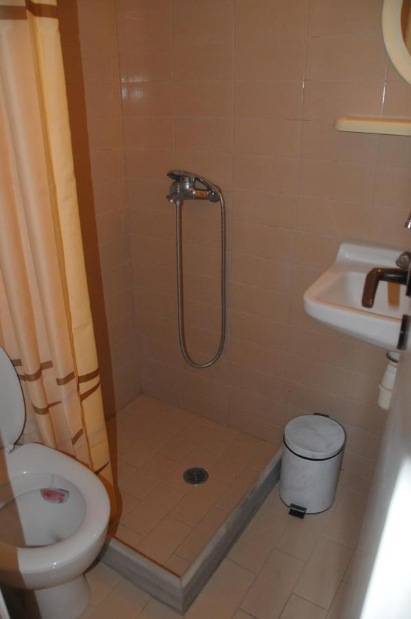 Chalikias Rooms Asprogerakata Zewnętrze zdjęcie