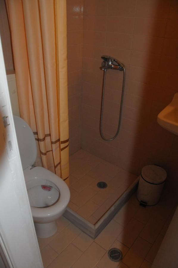 Chalikias Rooms Asprogerakata Zewnętrze zdjęcie